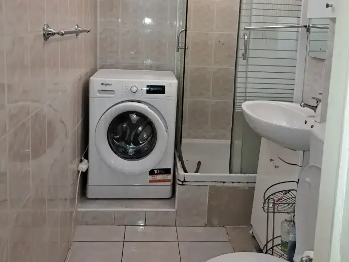 OFER SPRE ÎNCHIRIERE APARTAMENT CU 3 CAMERE img 7